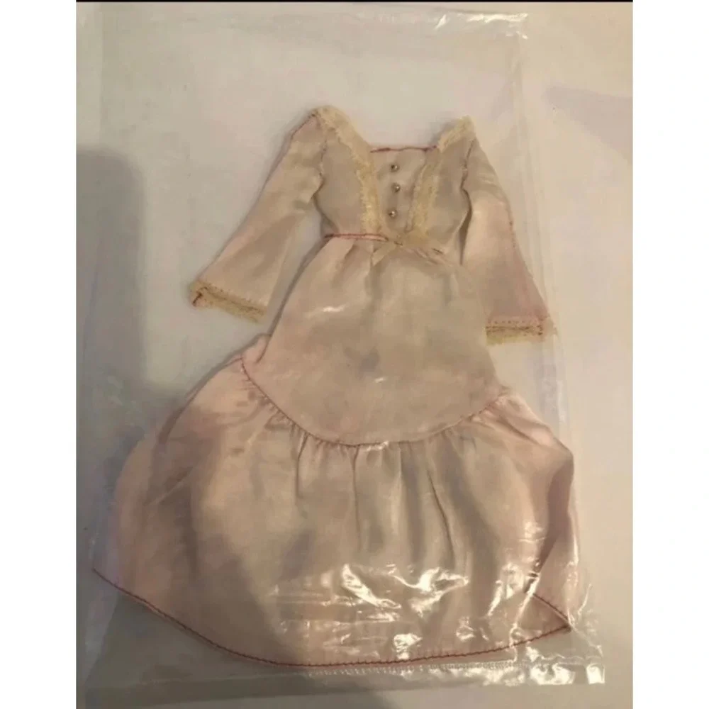 Vintage Barbie Doll Dress Lace Trim‎